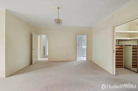 Property photo of 29 Outlook Drive Doncaster VIC 3108