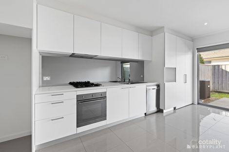 Property photo of 6 Botanic Place Wantirna South VIC 3152