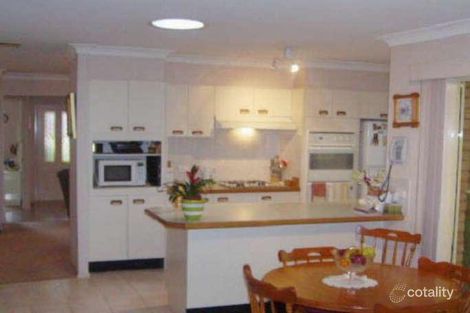 Property photo of 2 Summit Glen Cranebrook NSW 2749