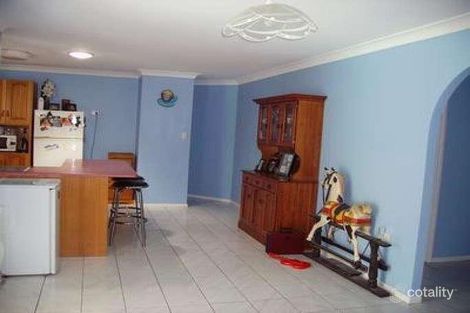 Property photo of 10 Thorsen Close Gracemere QLD 4702