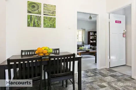 Property photo of 31 Thompson Street Zillmere QLD 4034