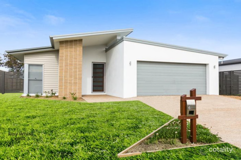 6 Ellabay Cres, Redland Bay, QLD 4165