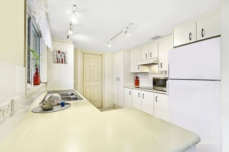 Property photo of 2/11 Cupania Place Elanora QLD 4221