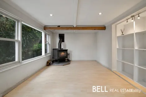 Property photo of 32 Fern Road Upper Ferntree Gully VIC 3156