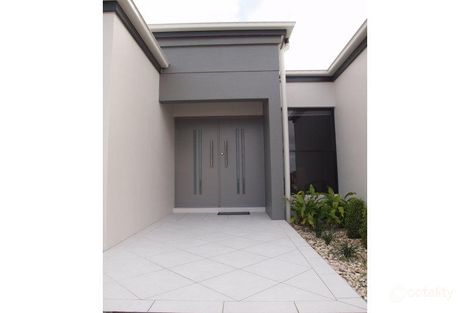 Property photo of 11 Truman Way Mount Louisa QLD 4814