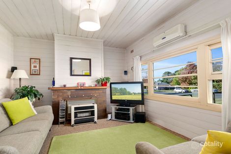 Property photo of 19 Oxley Drive Mittagong NSW 2575