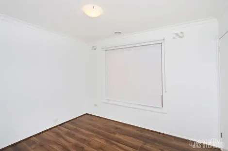 Property photo of 32 Pilgrim Street Seddon VIC 3011