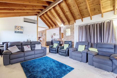 Property photo of 13 Leura Place Helensvale QLD 4212