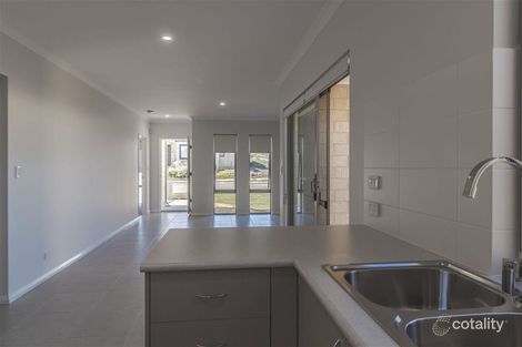 Property photo of 12 Cranley Link Ashby WA 6065