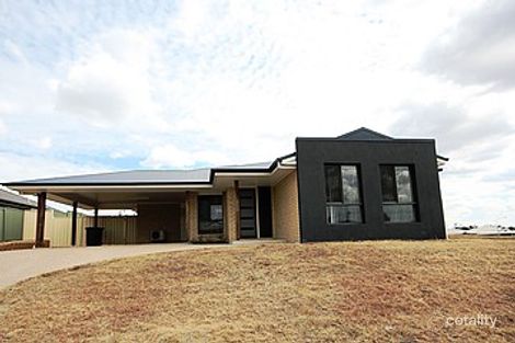Property photo of 25 Hannay Street Moranbah QLD 4744
