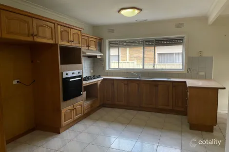 Property photo of 3 German Court Thomastown VIC 3074