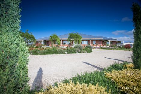 76 Embley Ct, Romsey, VIC 3434