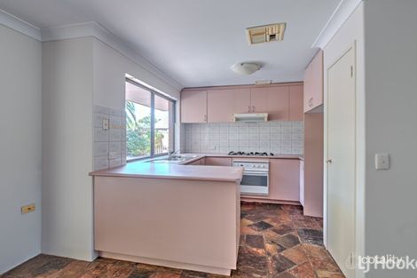 Property photo of 96 Inverness Circle Camillo WA 6111