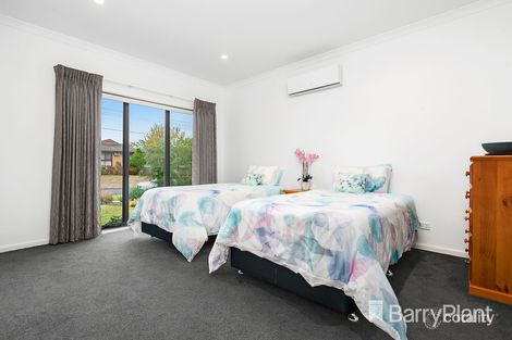 Property photo of 4 Chapel Street Glen Waverley VIC 3150