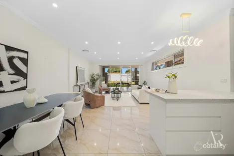 Property photo of 191A Rex Road Georges Hall NSW 2198