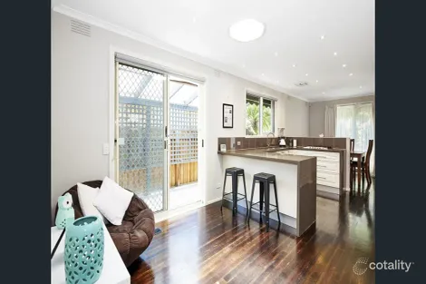 Property photo of 30 Folkstone Crescent Ferntree Gully VIC 3156