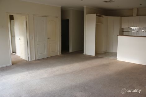 2/23-25 Prouses Rd, North Bendigo, VIC 3550