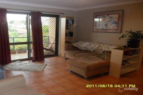 Property photo of 4/10 Dorinda Street Greenslopes QLD 4120