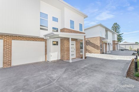 Property photo of 2/5 James Avenue Primbee NSW 2502