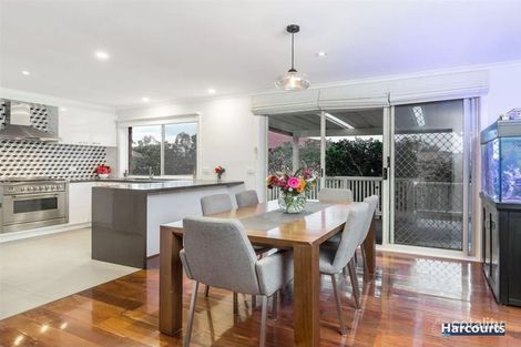 Property photo of 11 Parkhaven Way Knoxfield VIC 3180