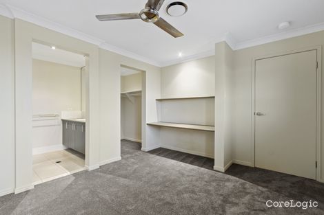 Property photo of 2 Eastbank Terrace Helensvale QLD 4212