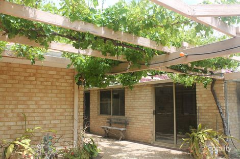 Property photo of 8 Barrier Green Ocean Reef WA 6027