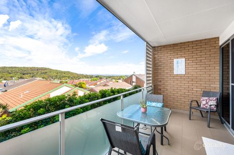 Property photo of 4/60 Caves Beach Road Caves Beach NSW 2281
