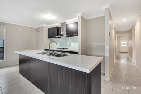 Property photo of 20 Tournament Rise Craigieburn VIC 3064