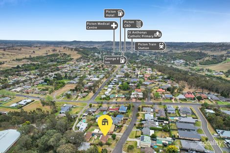 Property photo of 8 Haddon Place Picton NSW 2571