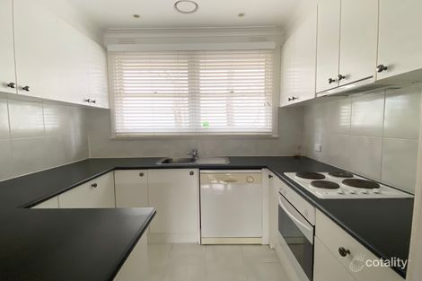 Property photo of 2/6 Avenue Athol Canterbury VIC 3126