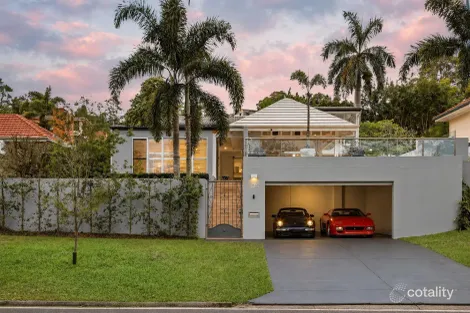 135 Hillside Tce, St Lucia, QLD 4067