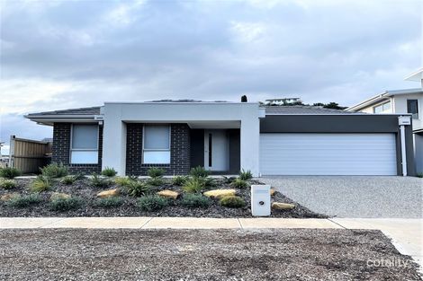 18 Kyeamba Cct, Bacchus Marsh, VIC 3340