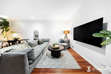 Property photo of 39/39 Astley Crescent Point Cook VIC 3030