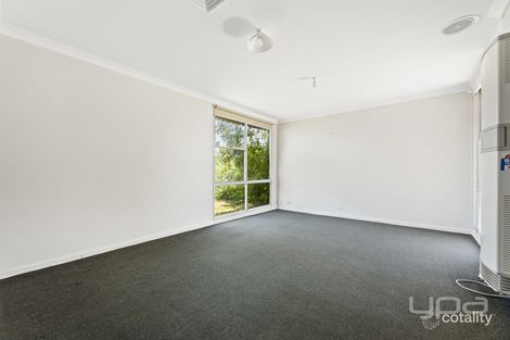 Property photo of 4 Kiata Court Coolaroo VIC 3048