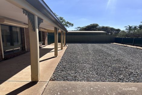 32 Pinda Ct, Craigmore, SA 5114