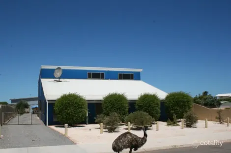 20 Fry Ct, Denham, WA 6537