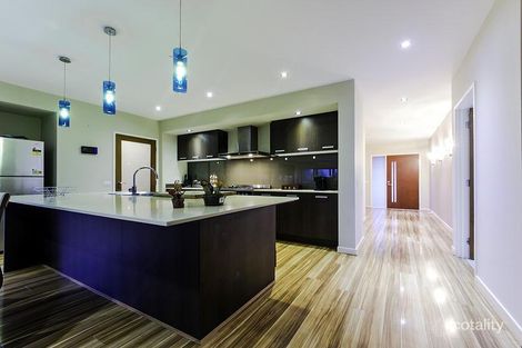 Property photo of 39 Biltmore Crescent Roxburgh Park VIC 3064