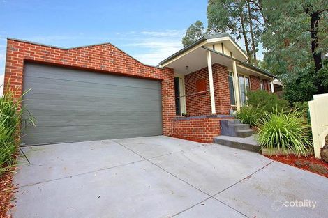 4 Dunoon St, Mooroolbark, VIC 3138