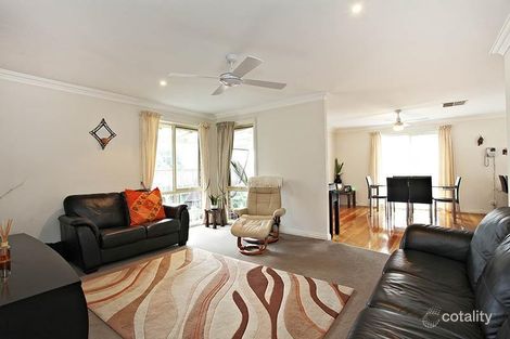 Property photo of 4 Dunoon Street Mooroolbark VIC 3138
