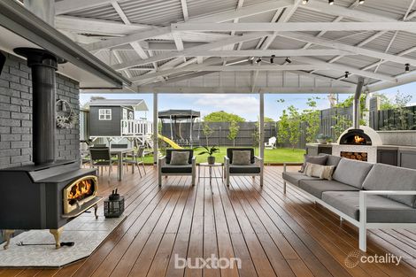 Property photo of 2 Wunalla Road Seaford VIC 3198