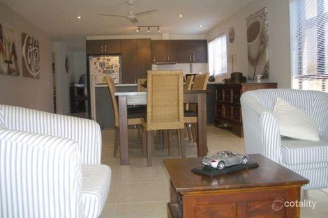 Property photo of 21 Sydney Street Labrador QLD 4215