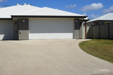 Property photo of 2/29 Newman Drive Emerald QLD 4720