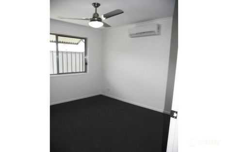 Property photo of 2/29 Newman Drive Emerald QLD 4720