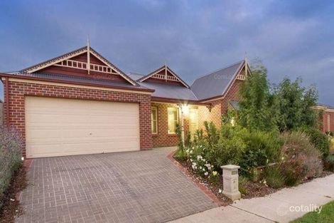 Property photo of 16 Leisurewood Drive Berwick VIC 3806