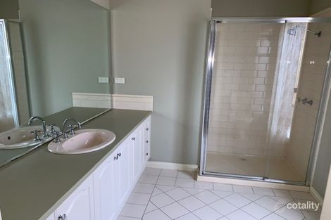 Property photo of 16 Leisurewood Drive Berwick VIC 3806