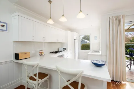 Property photo of 8 Prince George Lane Blackheath NSW 2785