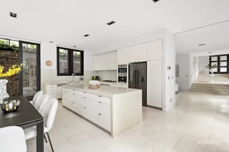 Property photo of 47 Bruce Street Toorak VIC 3142