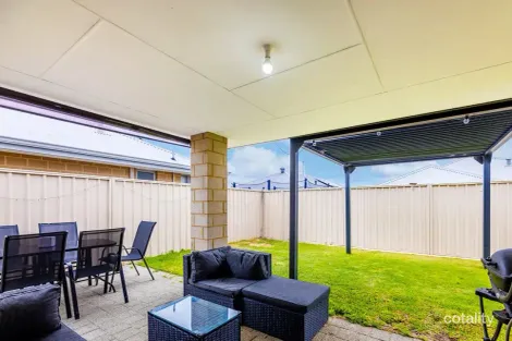 Property photo of 11 Thistle Way Two Rocks WA 6037