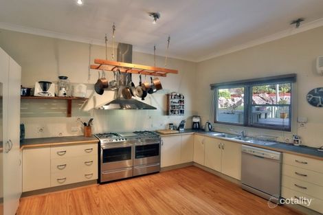 Property photo of 14 Windarra Close Wallsend NSW 2287