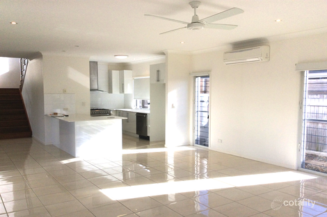 Property photo of 4 Waterline Close Mount Coolum QLD 4573